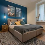 Cheerful Blue Flat By Wonderful Italy Daire