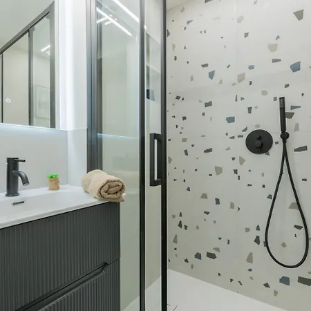 Cheerful Blue Flat By Wonderful Italy Apartman *