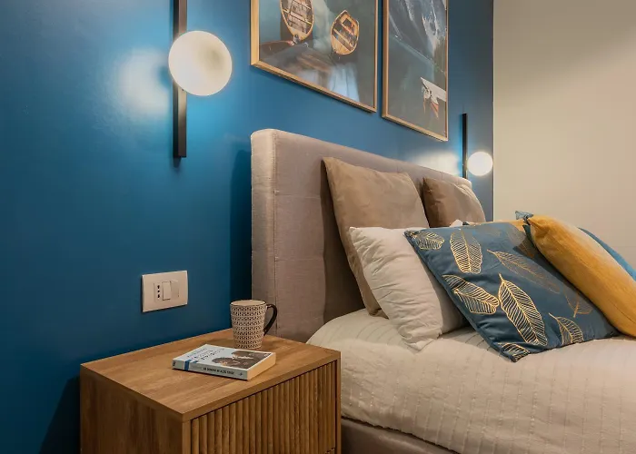 Cheerful Blue Flat By Wonderful Italy Torino
