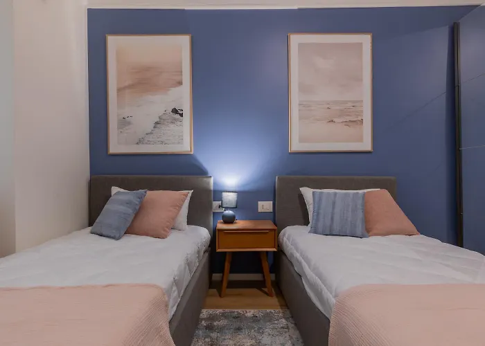 Cheerful Blue Flat By Wonderful Italy 아파트 *