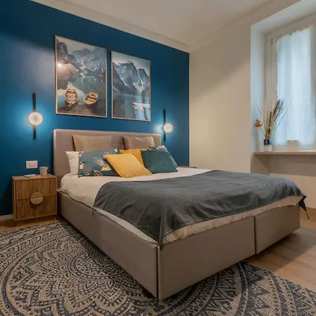 Cheerful Blue Flat By Wonderful Italy Apartamento