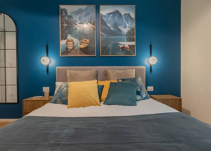 Cheerful Blue Flat By Wonderful Italy アパート
